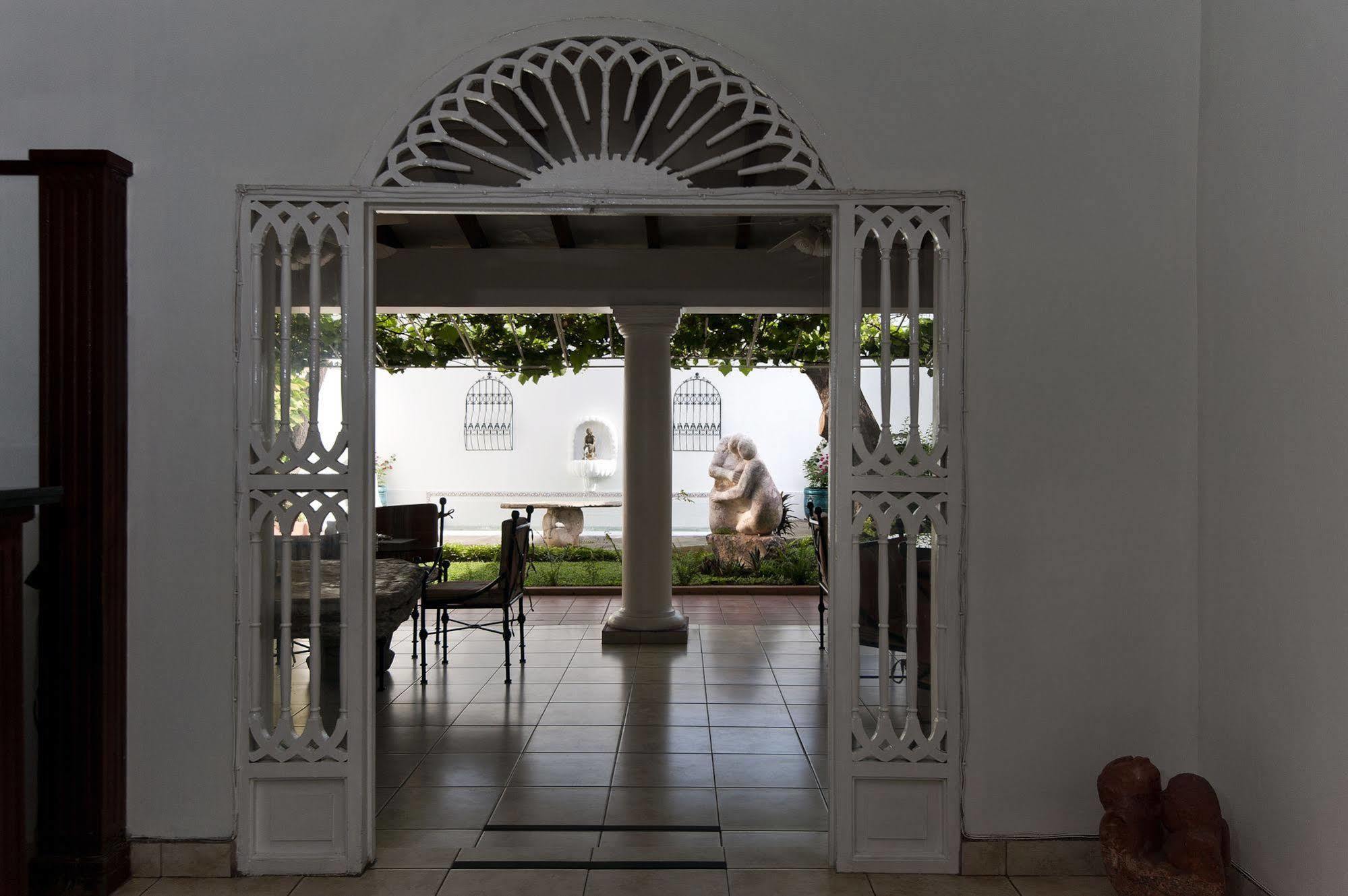 Hotel Casa Real มานากัว ภายนอก รูปภาพ